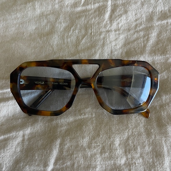 Vehla River Glasses - Picture 1 of 6